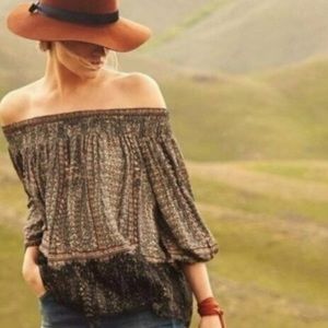 Anthro Vanessa Virginia Off the Shoulder Navy and Tan Blouse Black Lace Size XSP